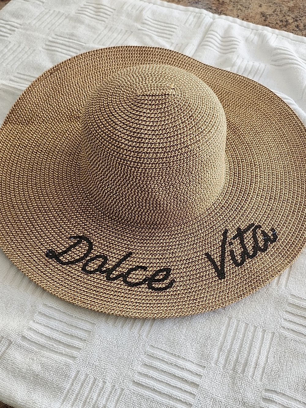La Vie En Rose Natural Straw Sun Hat with Black Script